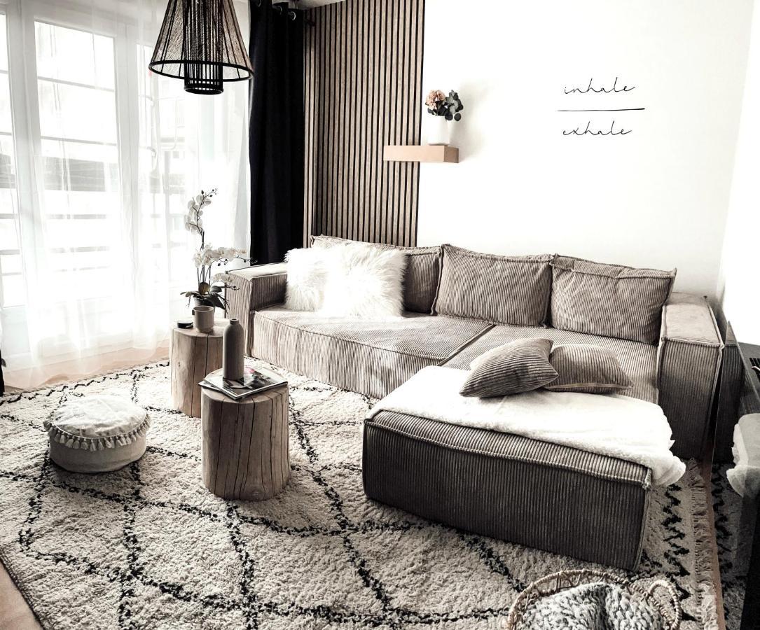 Le Cocon Blanc Metz - T2 - Parking Prive - Balcon - Nouvelle Ville, Gare Екстер'єр фото